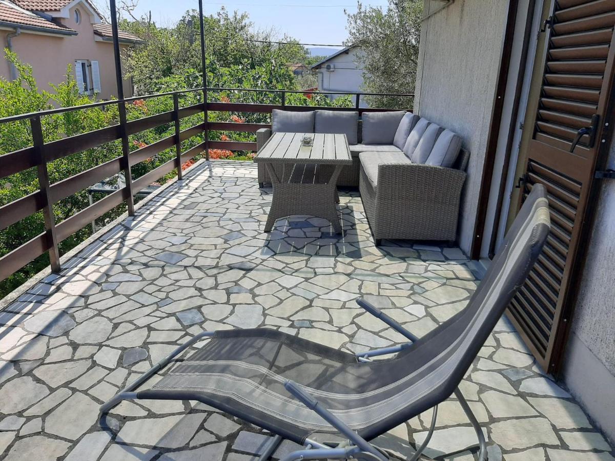 Apartman Doris Milohnici Екстер'єр фото