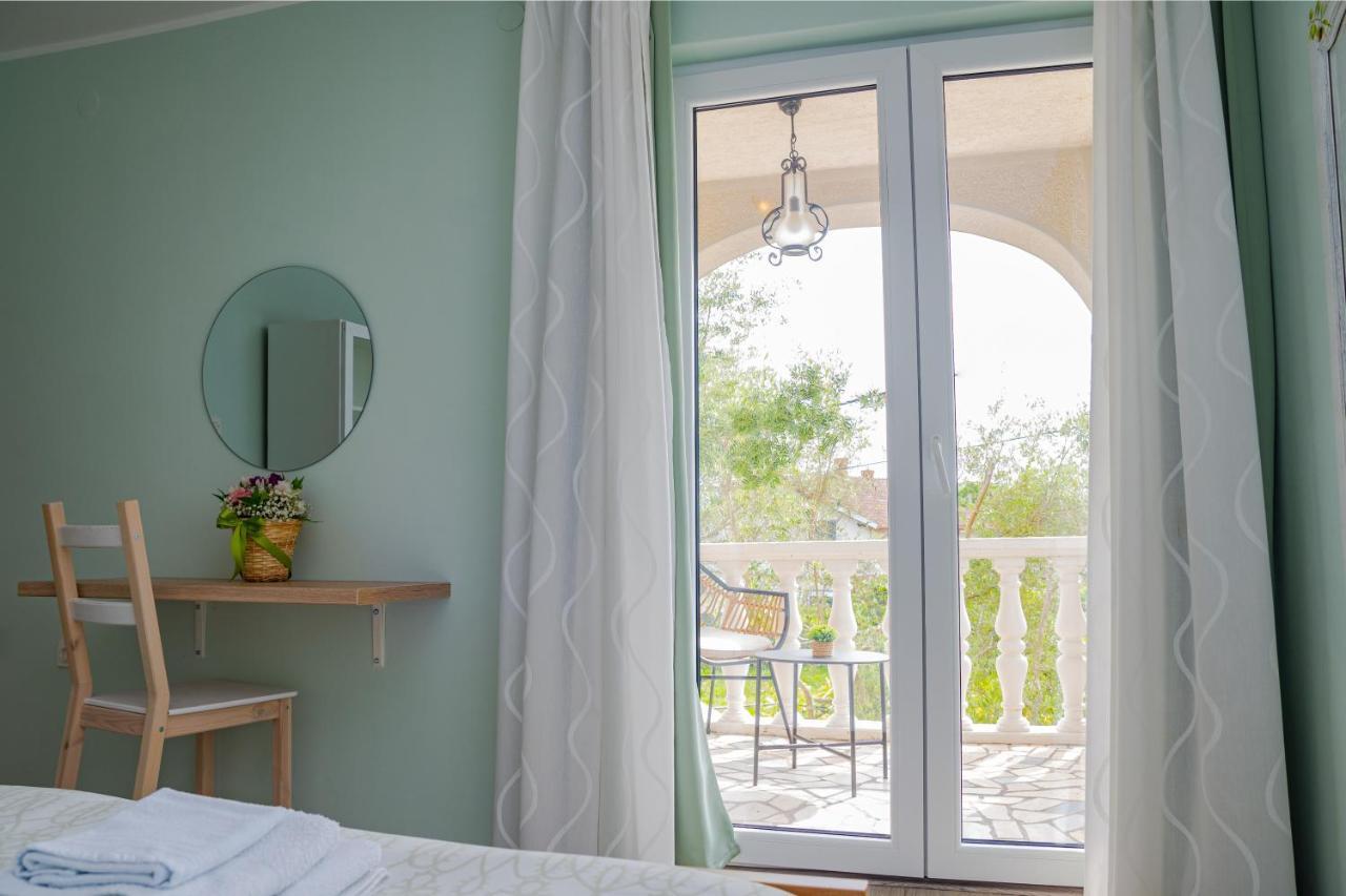 Apartman Doris Milohnici Екстер'єр фото