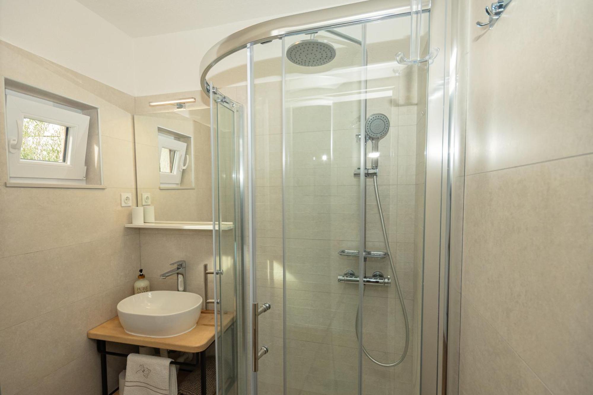 Apartman Doris Milohnici Екстер'єр фото
